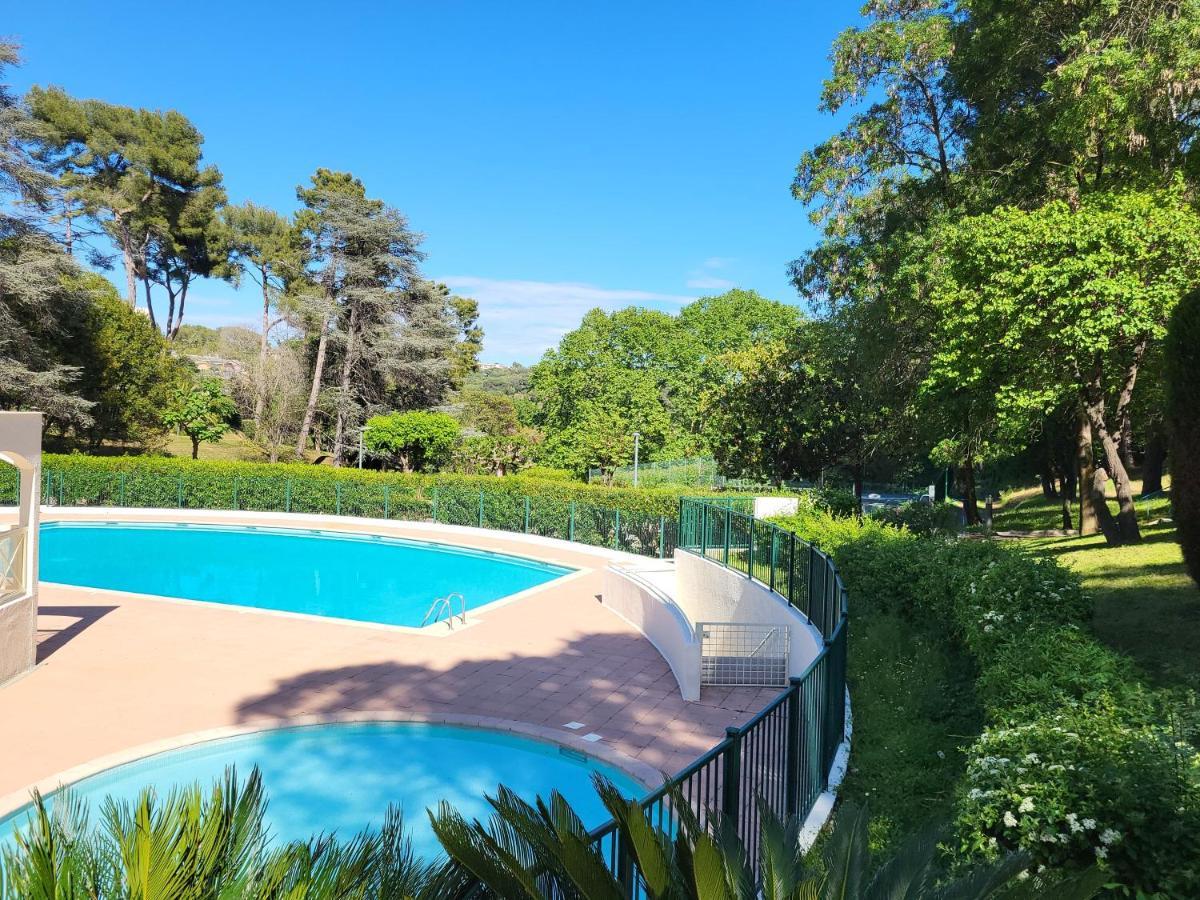 Апартаменты Evasion A Deux, Domaine Prestigieux, Jacuzzi Et Parking Prives, Piscine Канны Экстерьер фото
